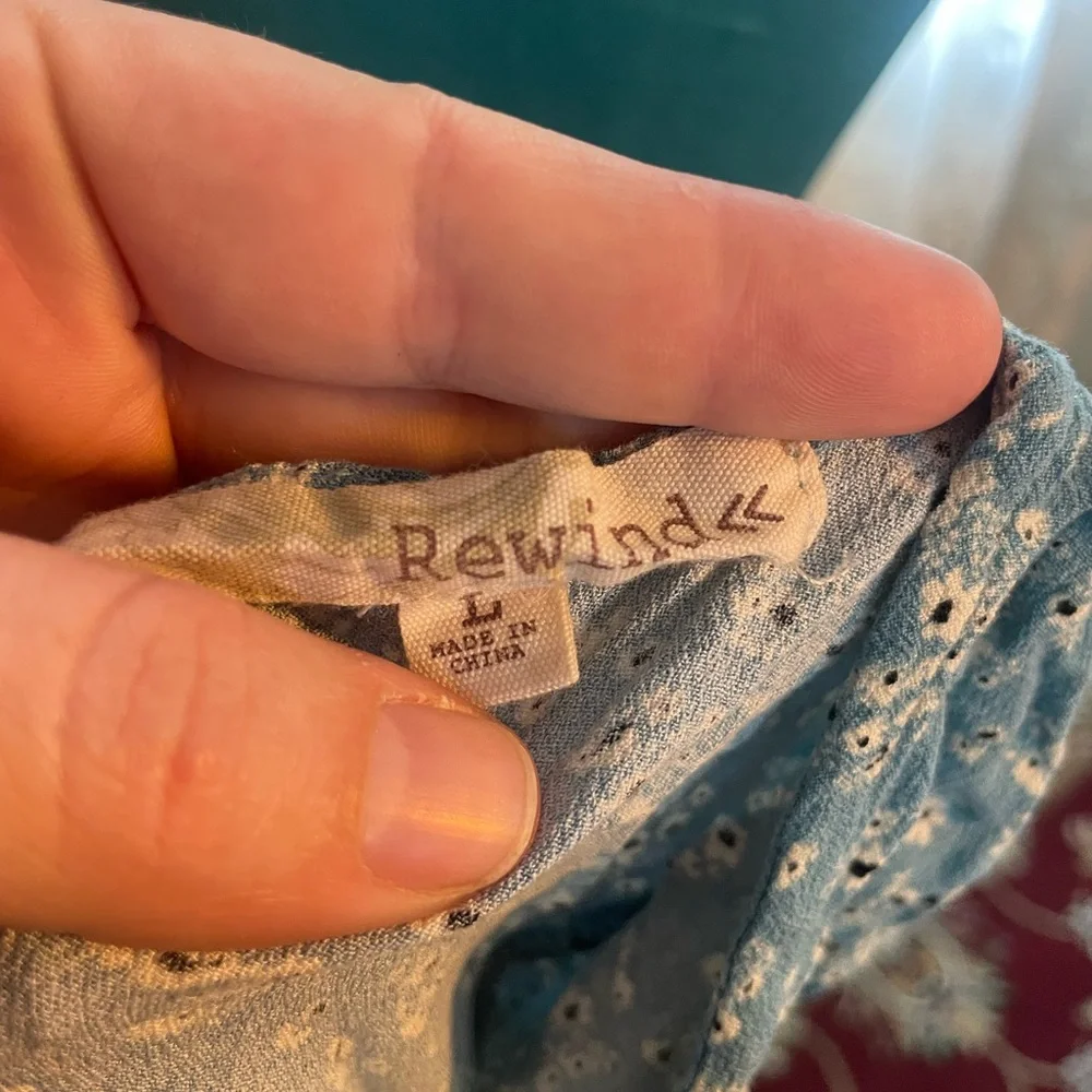 Rewind: cute floral sundress - Picture 4 of 4